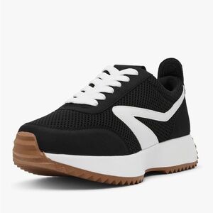 DV by Dolce Vita Black, White & Brown Sneakers